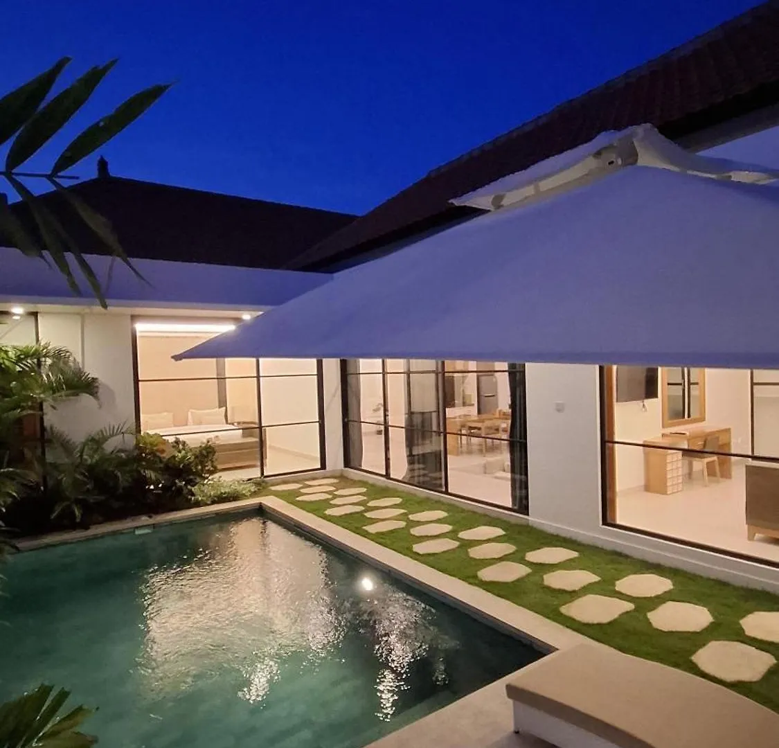 La Boutique Villas Seminyak   Seminyak (Bali)